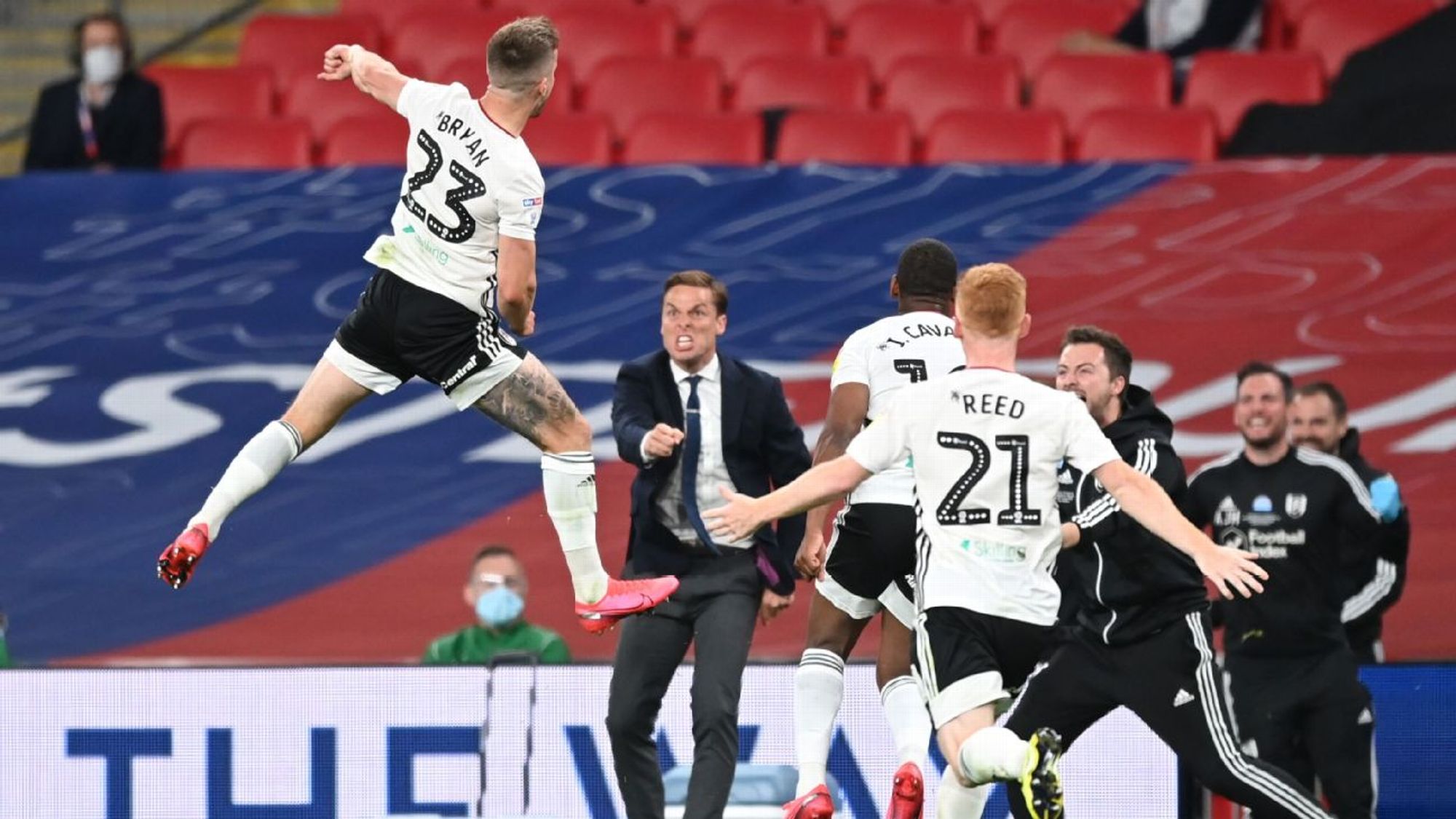 惠州小外援杰师傅现象级表现，能否叩开男篮大门？